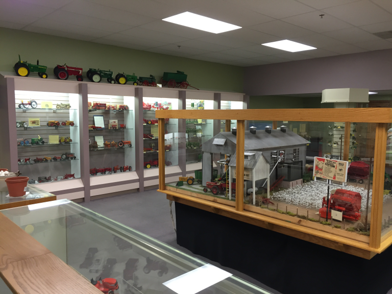 Some of the dioramas.